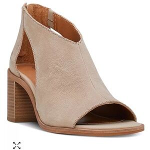 Lucky Brand is woman’s shoe
